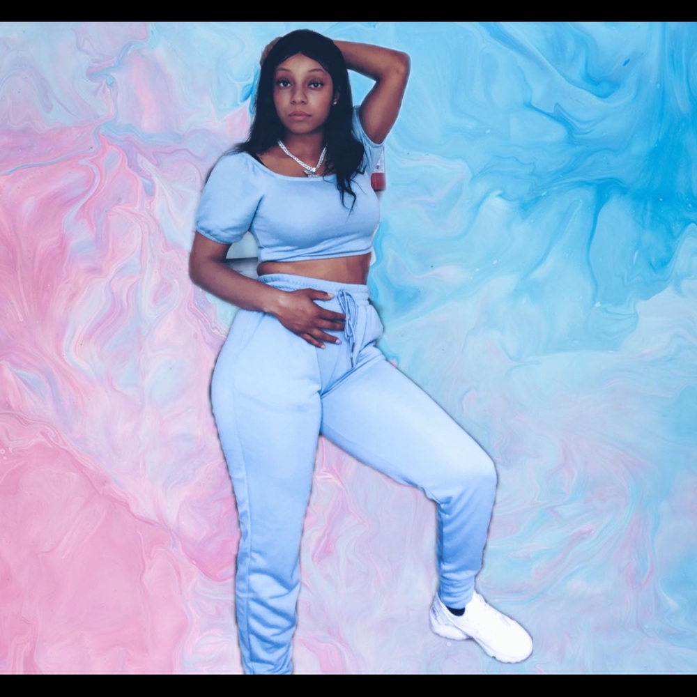 Meet your Posher, Jacqulin